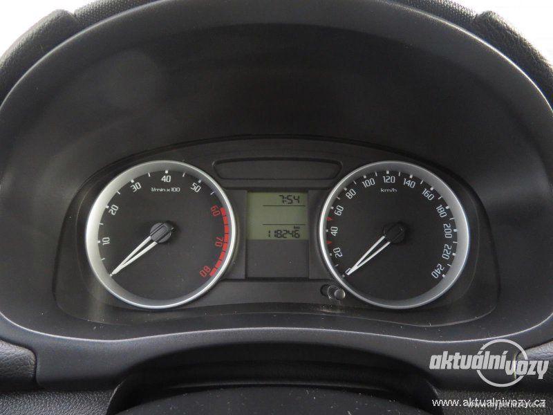 Škoda Fabia 1.6, benzín, RV 2009 - foto 3
