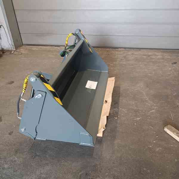 Lopata kombinovaná 4v1, klapačka LOCUST, BOBCAT, AVANT 