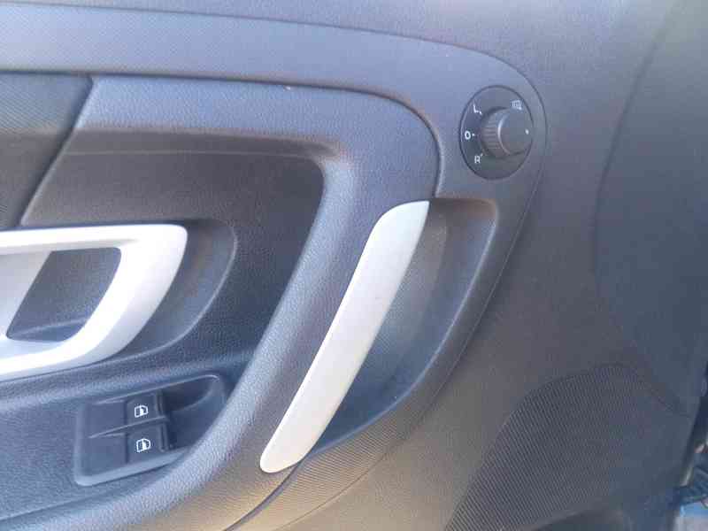 Prodám Škoda Fabia Combi 1.6 16V, - foto 8