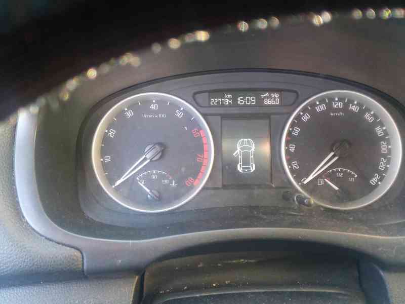 Prodám Škoda Fabia Combi 1.6 16V, - foto 7