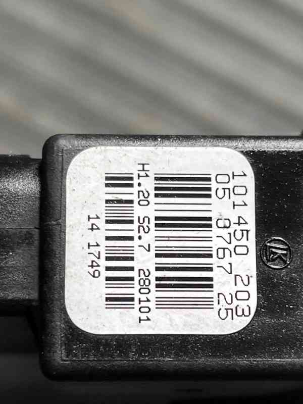 Zadní stahovačky oken OCTAVIA elektrické originál - foto 7