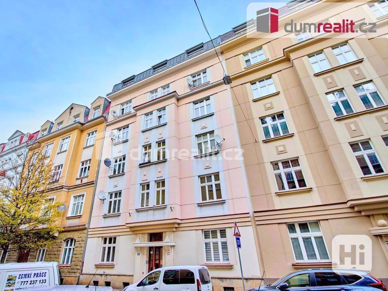 Prodej bytu 2+1 s balkonem v centru Karlových Varů  - foto 8