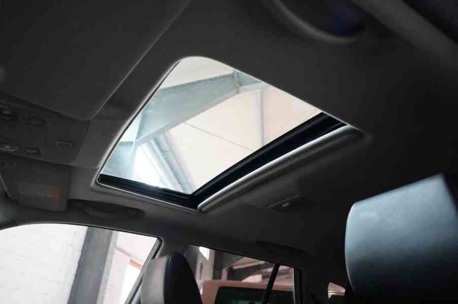 Suzuki Grand Vitara 2,0i AUt benzín 103kw - foto 14