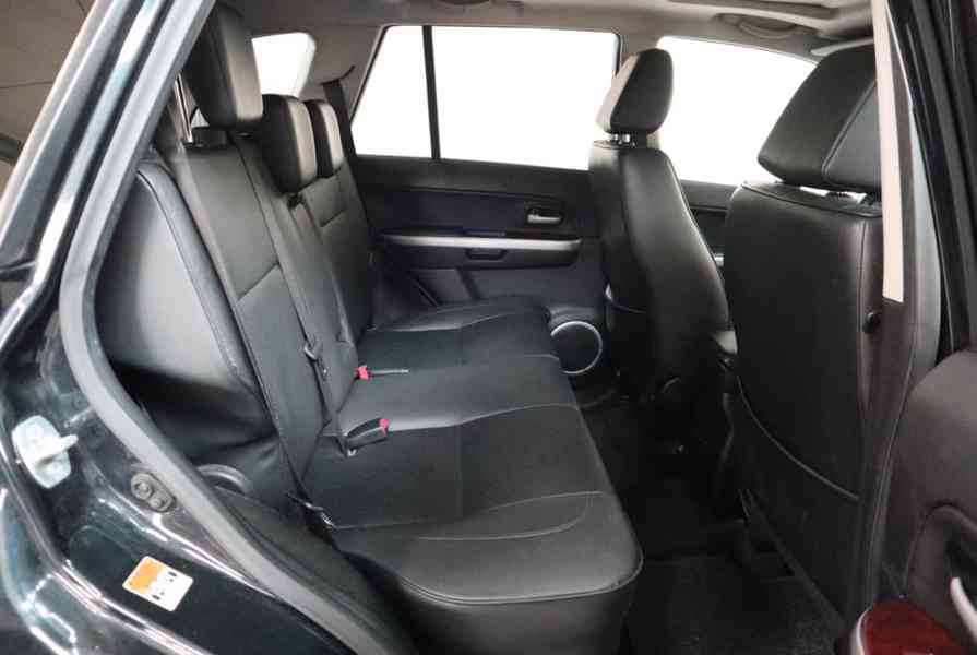 Suzuki Grand Vitara 2,0i AUt benzín 103kw - foto 12