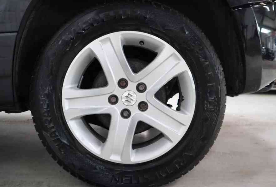 Suzuki Grand Vitara 2,0i AUt benzín 103kw - foto 18