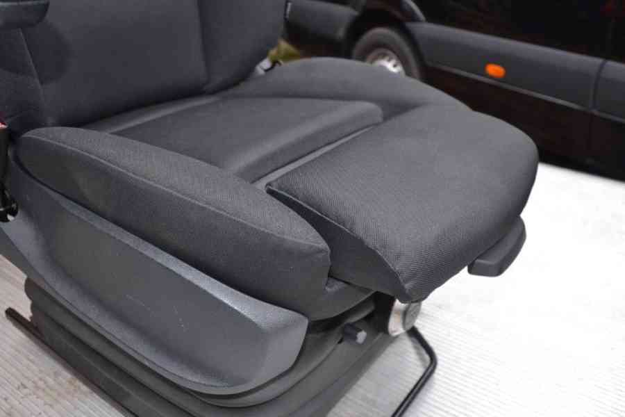 Mercedes-Benz Sprinter 907 sedačka - teleskopická - foto 5