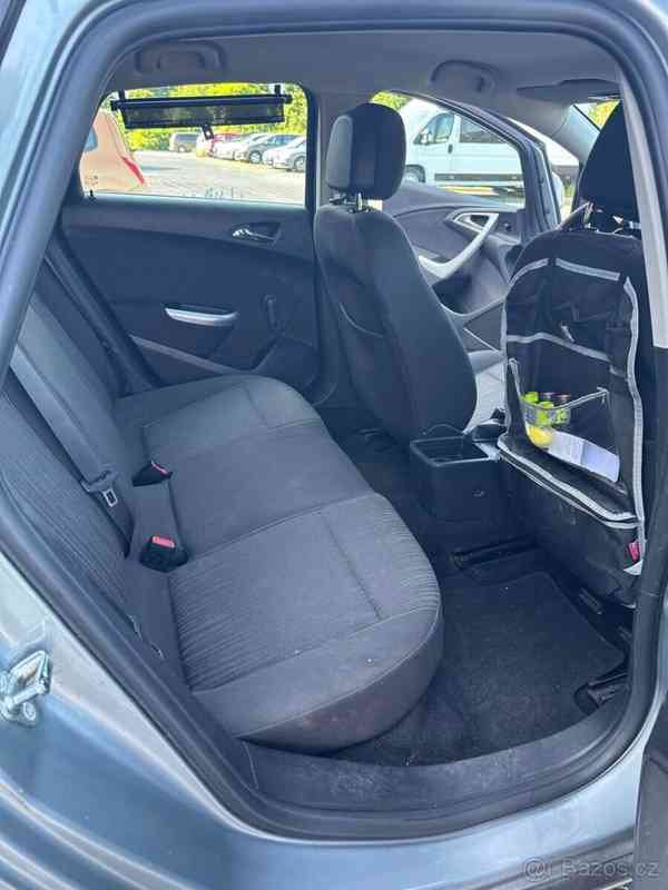 Opel Astra - foto 7
