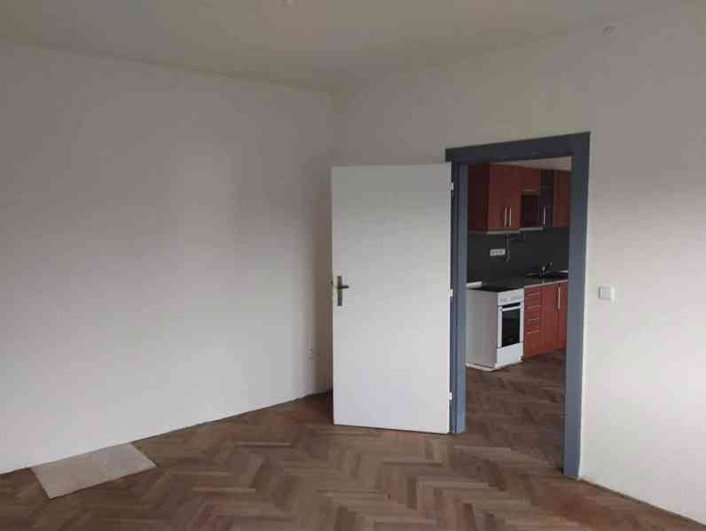 Pronájem bytu 2+kk, 53 m², Hranice – ulice E. Krásnohorské - foto 3