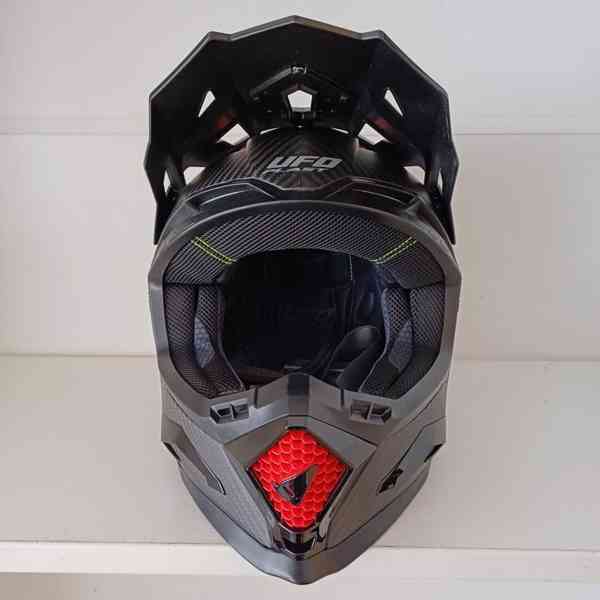 Motokrosová přilba UFO Echus Carbon - foto 3