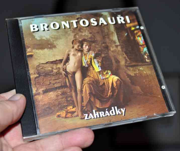 10x CD - NEDVĚDI, BRONTOSAUŘI ... prodej sbírky! - foto 5