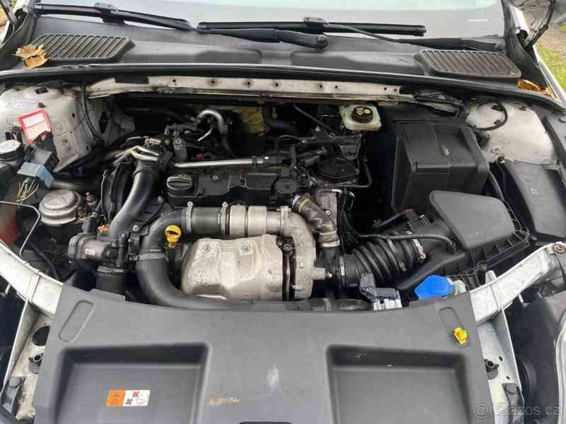 Ford Mondeo 1,6 - foto 6