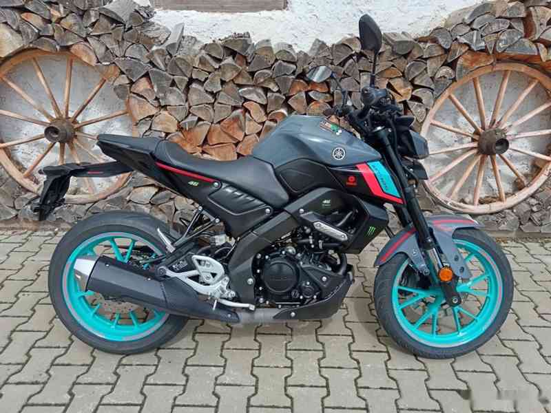YAMAHA MT 125 - foto 2