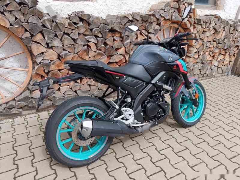 YAMAHA MT 125 - foto 3