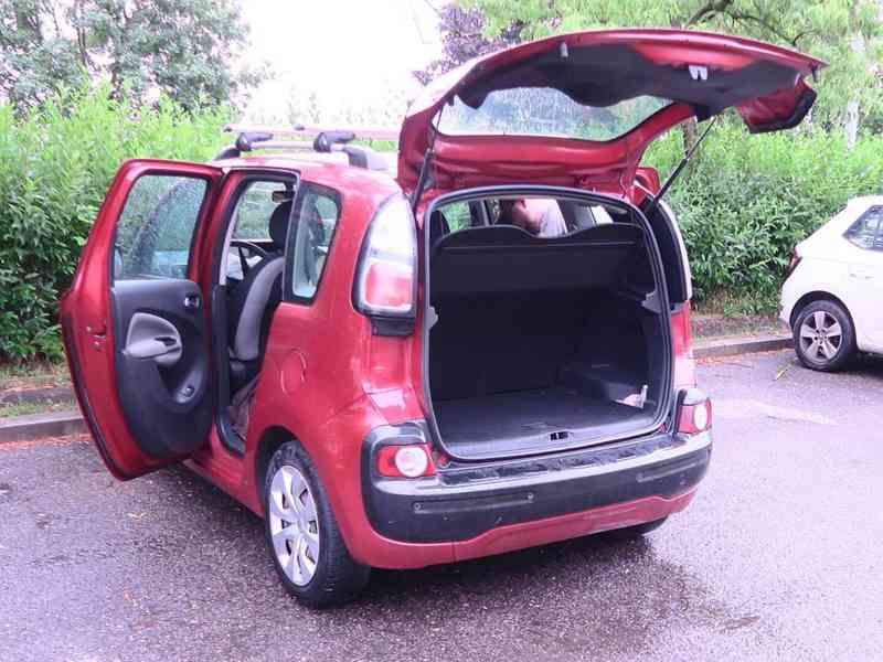 Citroën C3 Picasso 1.4L benzín r.v. 2010 - foto 5