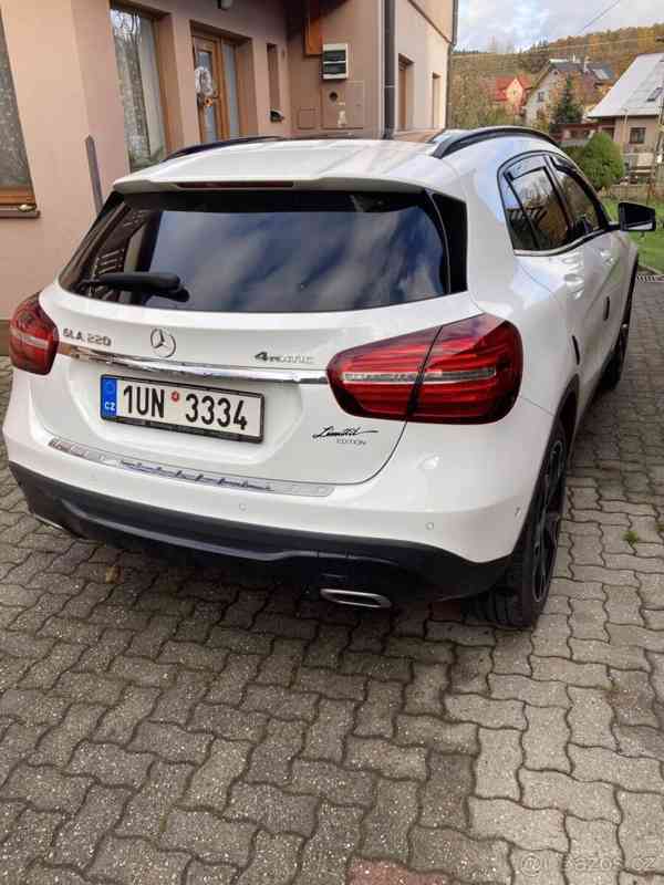 Mercedes-Benz GLA 2,2   220 4 Matic - foto 4