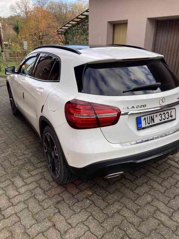Mercedes-Benz GLA 2,2   220 4 Matic - foto 2