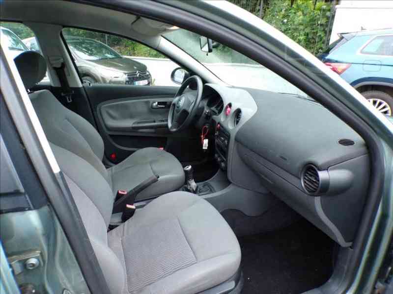 Seat Ibiza 1,2 12V - foto 10
