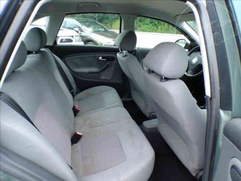 Seat Ibiza 1,2 12V - foto 9