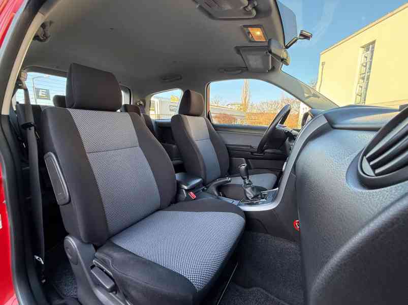 Suzuki Grand Vitara 1.6i Club benzín 78kw - foto 8