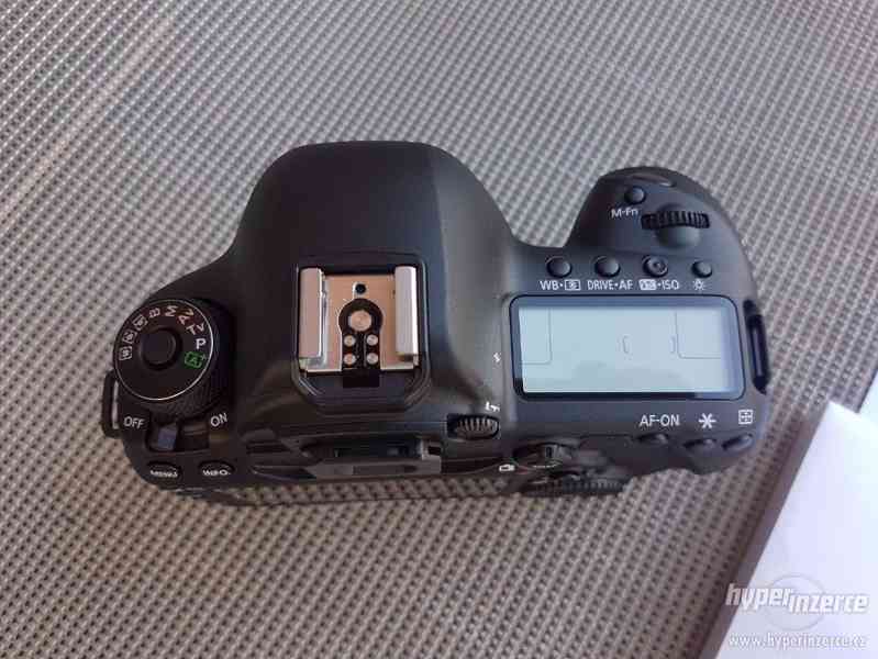 Canon EOS 5D Mark IV 30.4MP DSLR kamera - foto 3