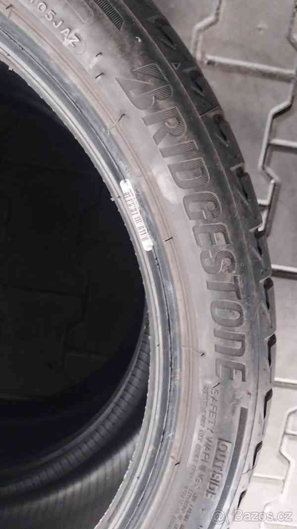 Prodám 2 x letní pneu Bridgestone 225/40/19 - foto 7