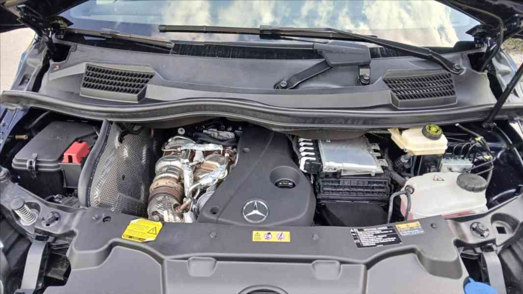 Mercedes-Benz Třídy V 4x4 - foto 12