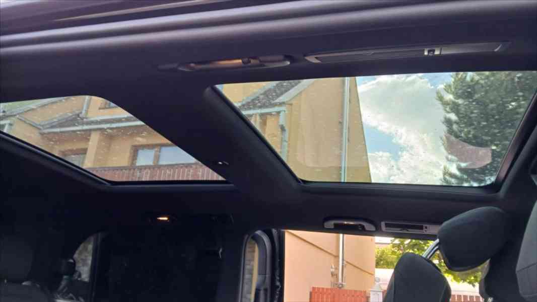 Mercedes-Benz Třídy V 4x4 - foto 14