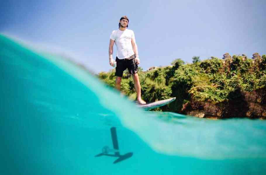 ELEKTRO Surf na vodu / Surfování bez vln, bez moře - foto 1