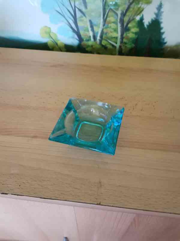 Popelníky  - foto 4
