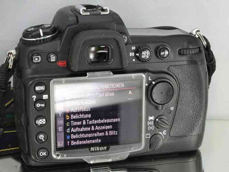 Nikon D300 **12.3 MPix CMOS*JPEG+RAW*16200 Exp. - foto 7
