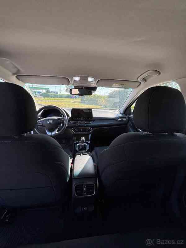 Hyundai i30 1,5   T-GDI MHEV Style FL combi - foto 9