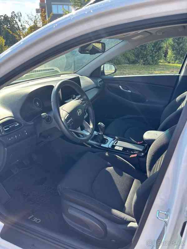 Hyundai i30 1,5   T-GDI MHEV Style FL combi - foto 16