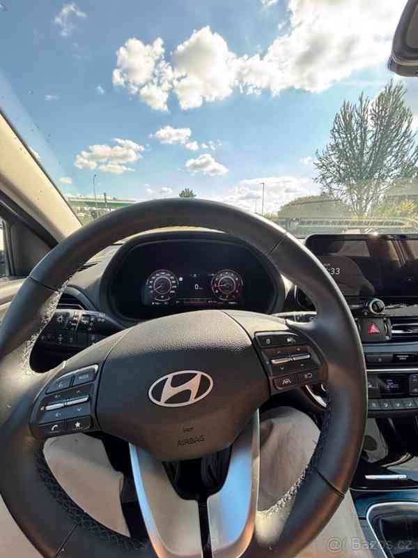 Hyundai i30 1,5   T-GDI MHEV Style FL combi - foto 14