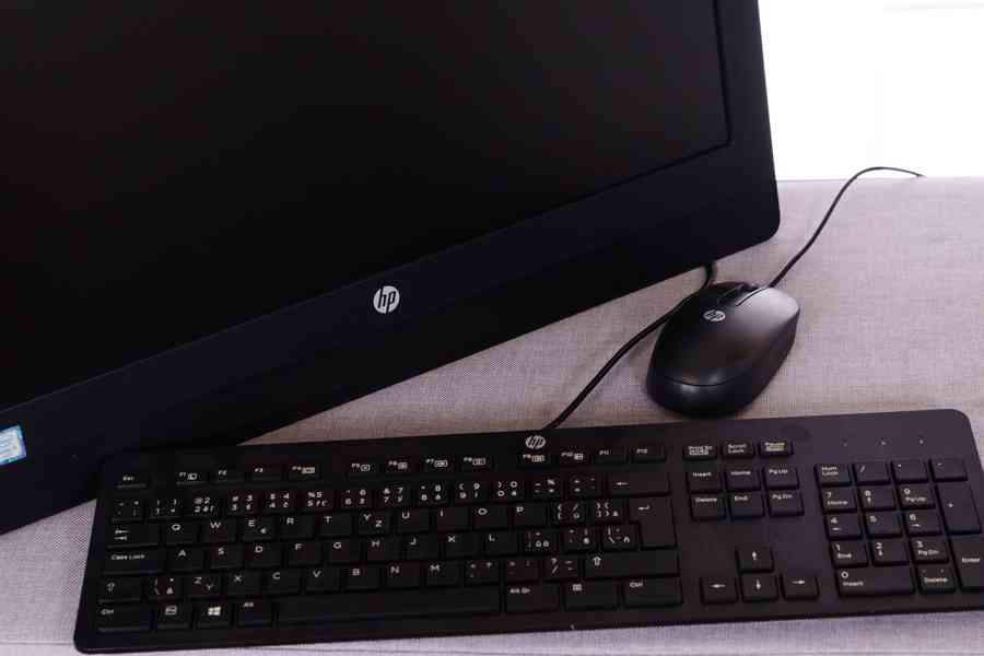 kompletní PC v monitoru HP 240GB SSD 8GB RAM DVD - foto 4