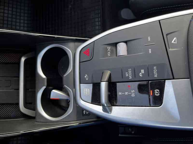BMW X1 s Drive 18i rok výroby 2024 - foto 5