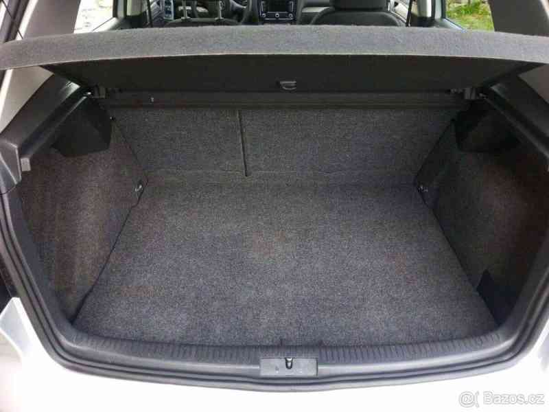 Volkswagen Golf 2,0   6 - foto 3