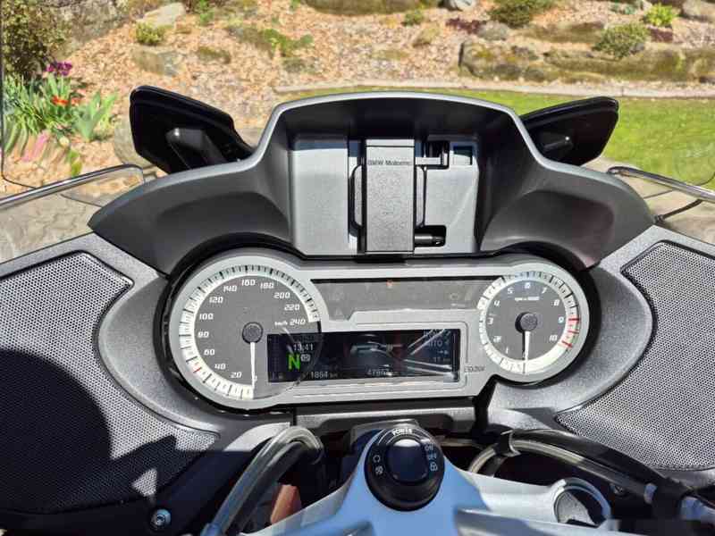 BMW R 1250 RT - SUPER STAV + VÝBAVA 369.000,- Kč - foto 9
