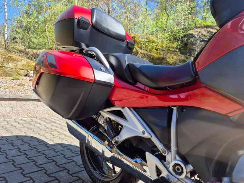 BMW R 1250 RT - SUPER STAV + VÝBAVA 369.000,- Kč - foto 16