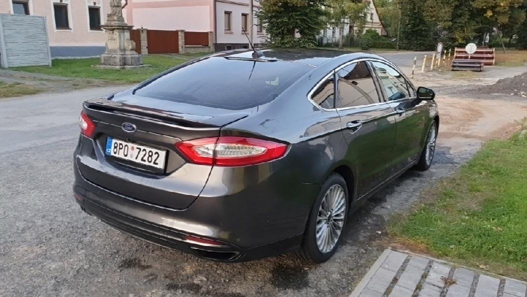 Ford mondeo mk5/fusion USA 178kW AT - foto 7