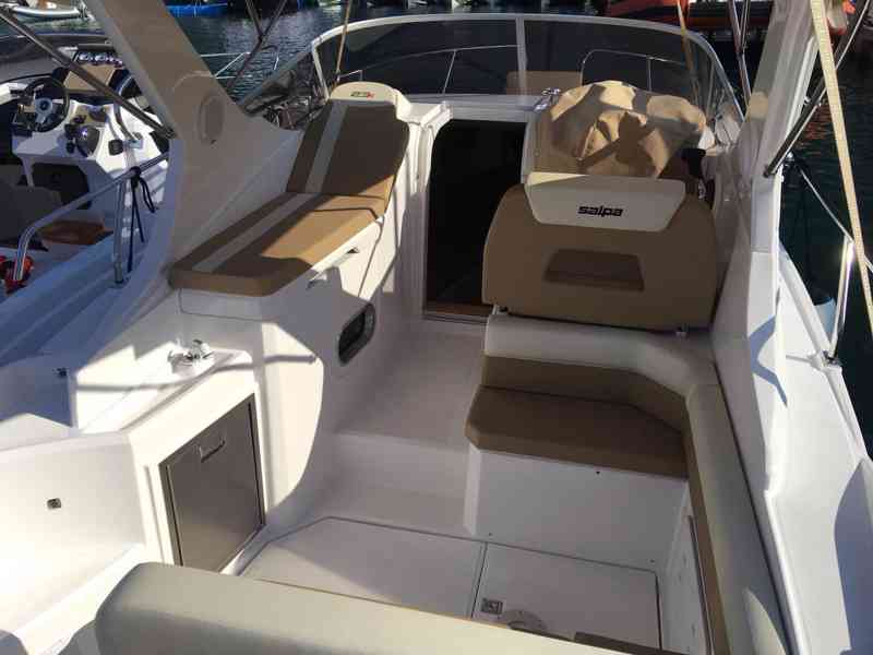 Prodám nová luxusní jachta Laver 23xl / 7,62m + motor 250HP	 - foto 14