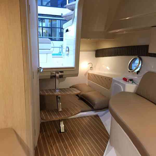 Prodám nová luxusní jachta Laver 23xl / 7,62m + motor 250HP	 - foto 12