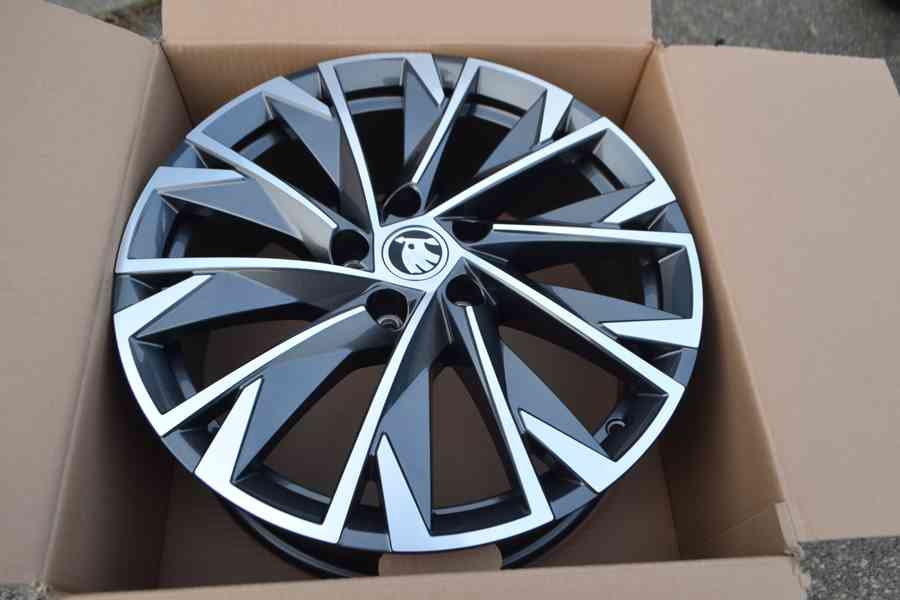 Škoda Karoq/Seat Ateca- NOVÉ 18 Alu disky 7Jx18 ET45, - foto 6