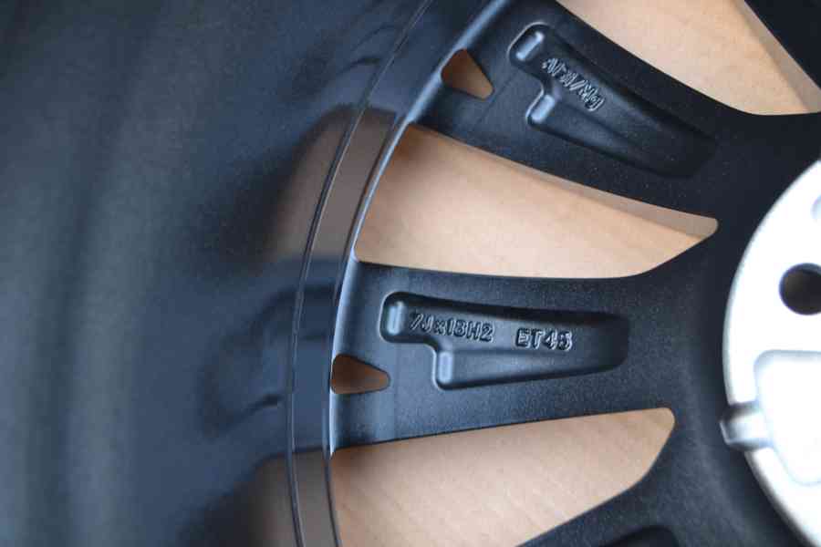 Škoda Karoq/Seat Ateca- NOVÉ 18 Alu disky 7Jx18 ET45, - foto 14