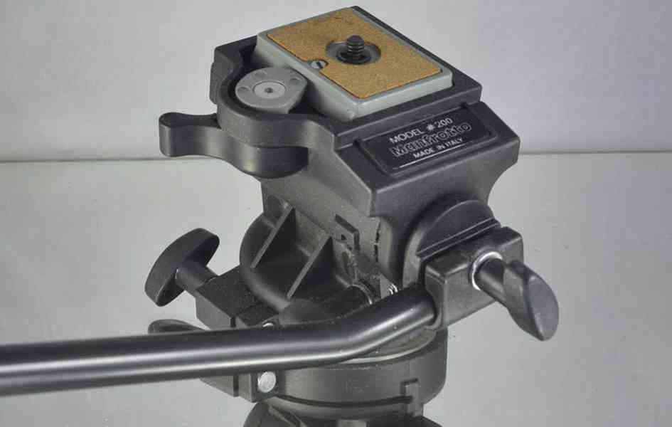 MANFROTTO #200 *hlava*360°/+90° -60°*Nosnost: 5kg - foto 5