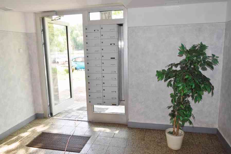 Prodej pěkného bytu 2+1 v Trutnově - foto 28