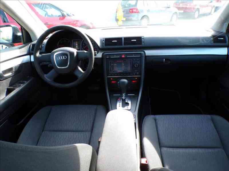 Audi A4 Avant 2,0 TDI AUTOMAT - foto 4