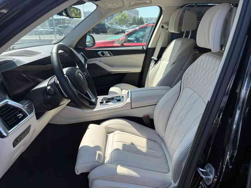 BMW X5 30d INDIVIDUAL 22" VZDUCH PANO NEZÁVISLÉ TAŽNÉ HUD  - foto 1