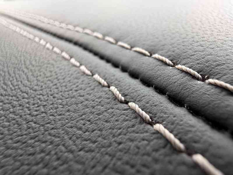 BMW X5 30d INDIVIDUAL 22" VZDUCH PANO NEZÁVISLÉ TAŽNÉ HUD  - foto 34