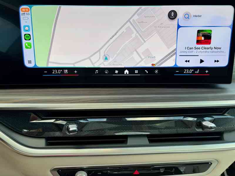 BMW X5 30d INDIVIDUAL 22" VZDUCH PANO NEZÁVISLÉ TAŽNÉ HUD  - foto 42
