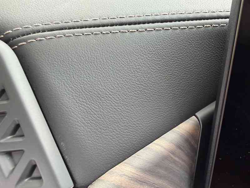 BMW X5 30d INDIVIDUAL 22" VZDUCH PANO NEZÁVISLÉ TAŽNÉ HUD  - foto 19